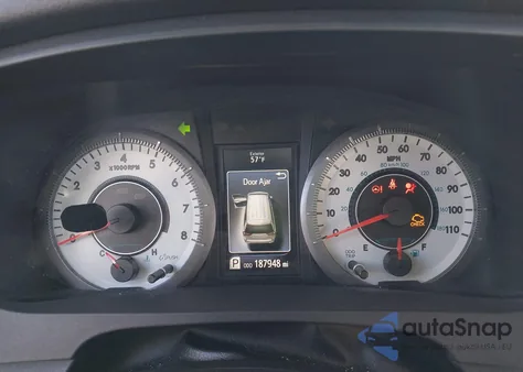 2015 Toyota Sienna Se 8 Passenger from USA, damaged, VIN 5TDXK3DC8FS541429